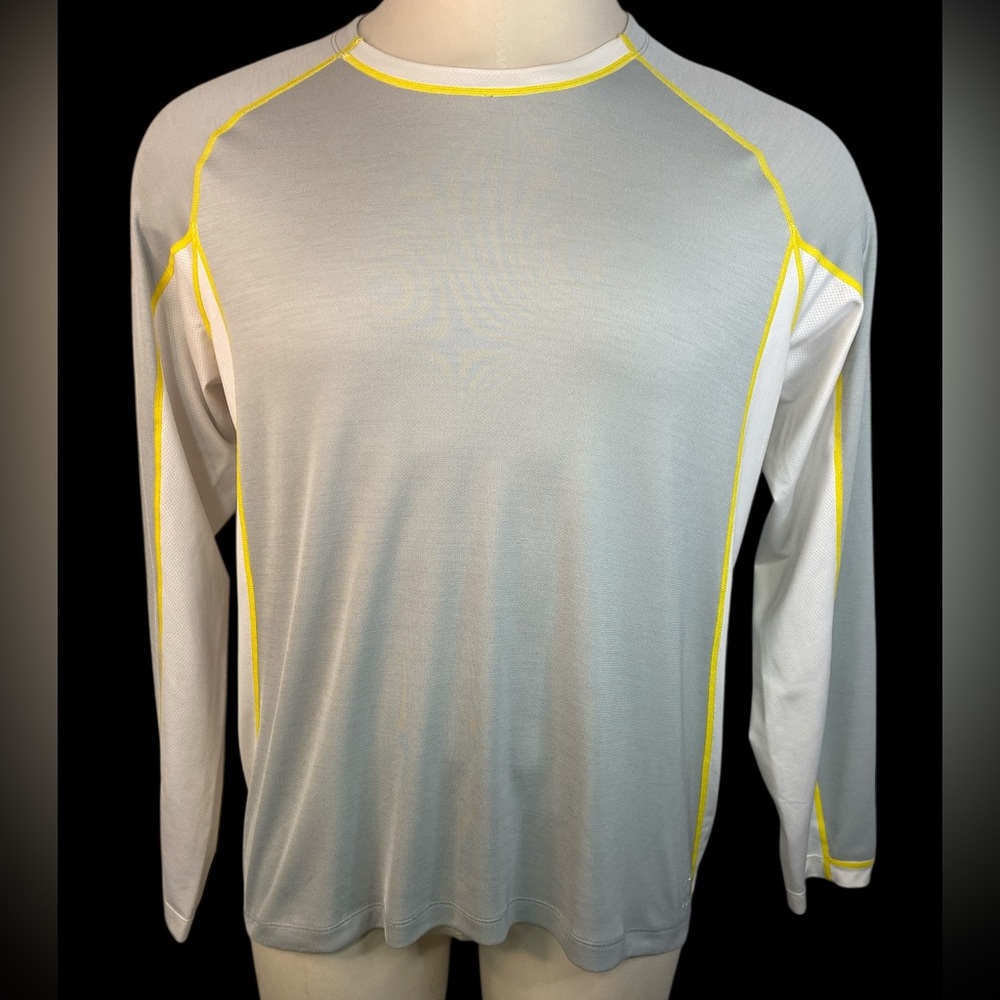 REI Light Gray Long Sleeve Performance Shirt Men’s Large